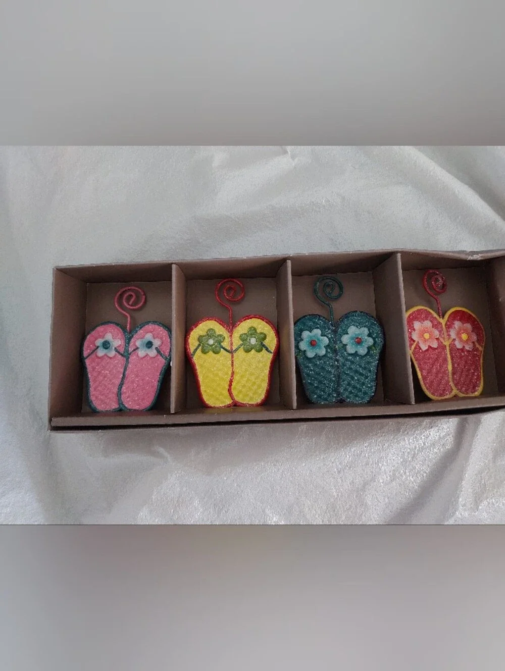 Set of 4 Decorative Flip-Flop Place Card Holders - Pink, Yellow, Teal, Coral